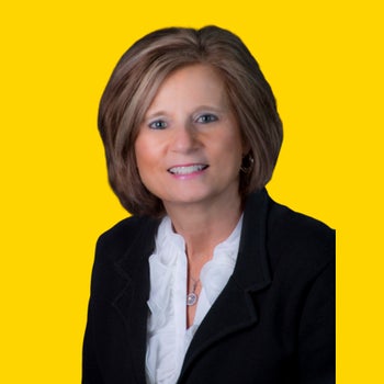 Portrait of Robin Thacker, Broker/Agent